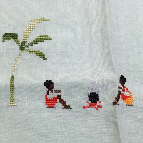 Vintage Embroidered Linen Table Cloth/Napkins 6pc - Picture 9 of 10